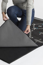 Load image into Gallery viewer, Damali Charcoal Rug