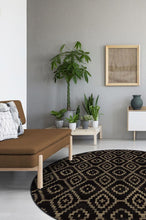 Load image into Gallery viewer, Diamond Trellis Black Rug