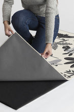 Load image into Gallery viewer, Jungle Safari Black & White Rug