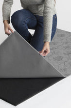 Load image into Gallery viewer, Leila Grey Rug