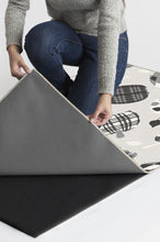 Load image into Gallery viewer, Pumpkin Black & White Rug