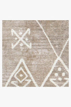 Load image into Gallery viewer, Kavi Diamond Silver Rug
