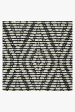 Load image into Gallery viewer, Outdoor Halo Diamond Black Rug
