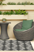 Load image into Gallery viewer, Outdoor Kumo Diamond Black Rug
