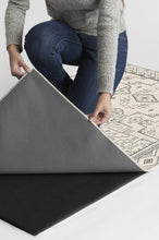 Load image into Gallery viewer, Leelu Black &amp; White Rug
