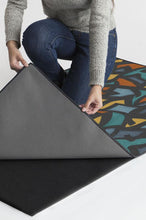 Load image into Gallery viewer, Lumen Multicolor Rug
